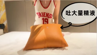 [原创] 简直嫩的不行，喷水太劲爆了！19岁口爆，大量射精！内容精彩，潮喷！
