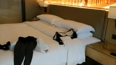 喜欢被玩屁眼的熟女人妻 （申请个自拍达人）